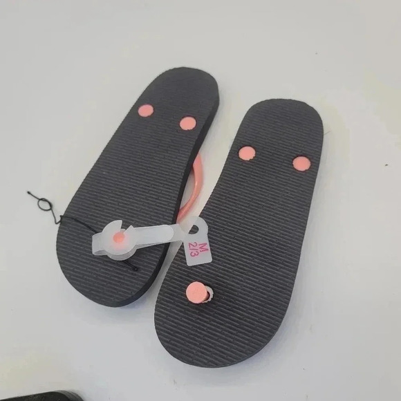 New Cat & jack Flip Flops M (2-3) Neon Pink Navy Blue Rainbow Sandals Shoes - Picture 3 of 6